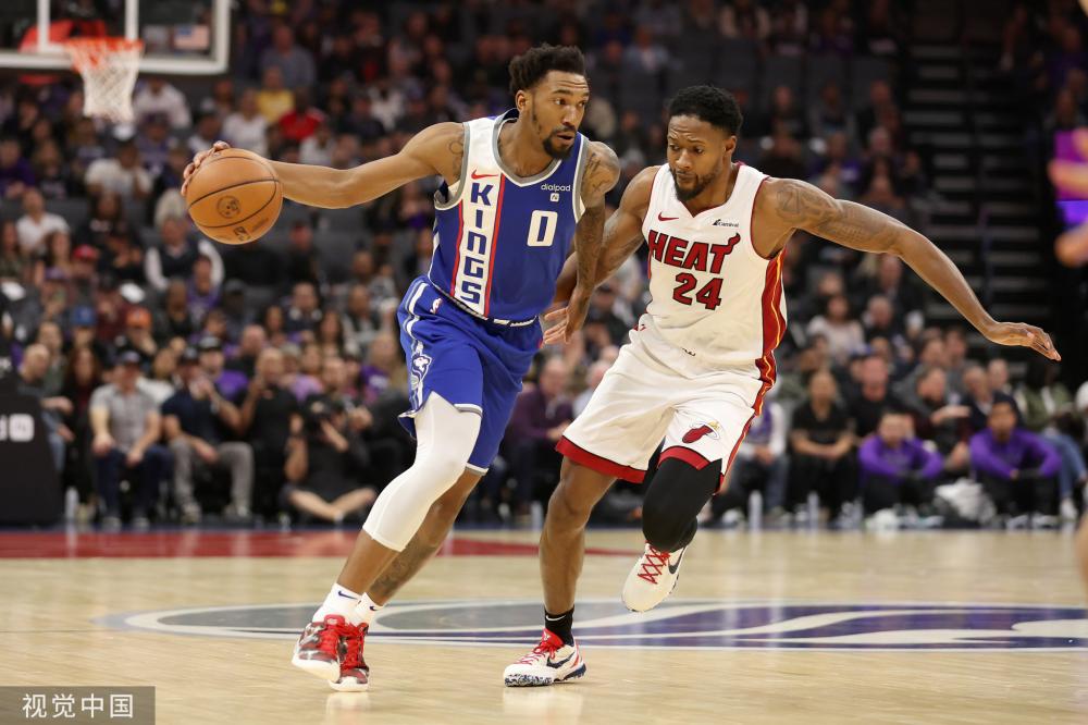 俱乐部争相 俱乐部争相