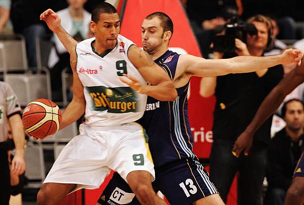 会市场中 会市场中